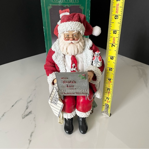 The New Millenium Santa - Computer Working Santa - Fabriche by Kurt Adler - Picture 11 of 12